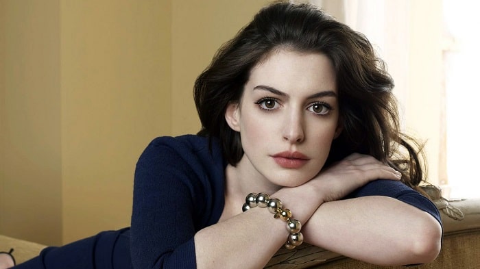 Anne Hathaway Admitted Plastic Surgery and Tattoos – Before and After Pictures